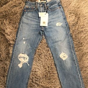 Levi’s jeans women